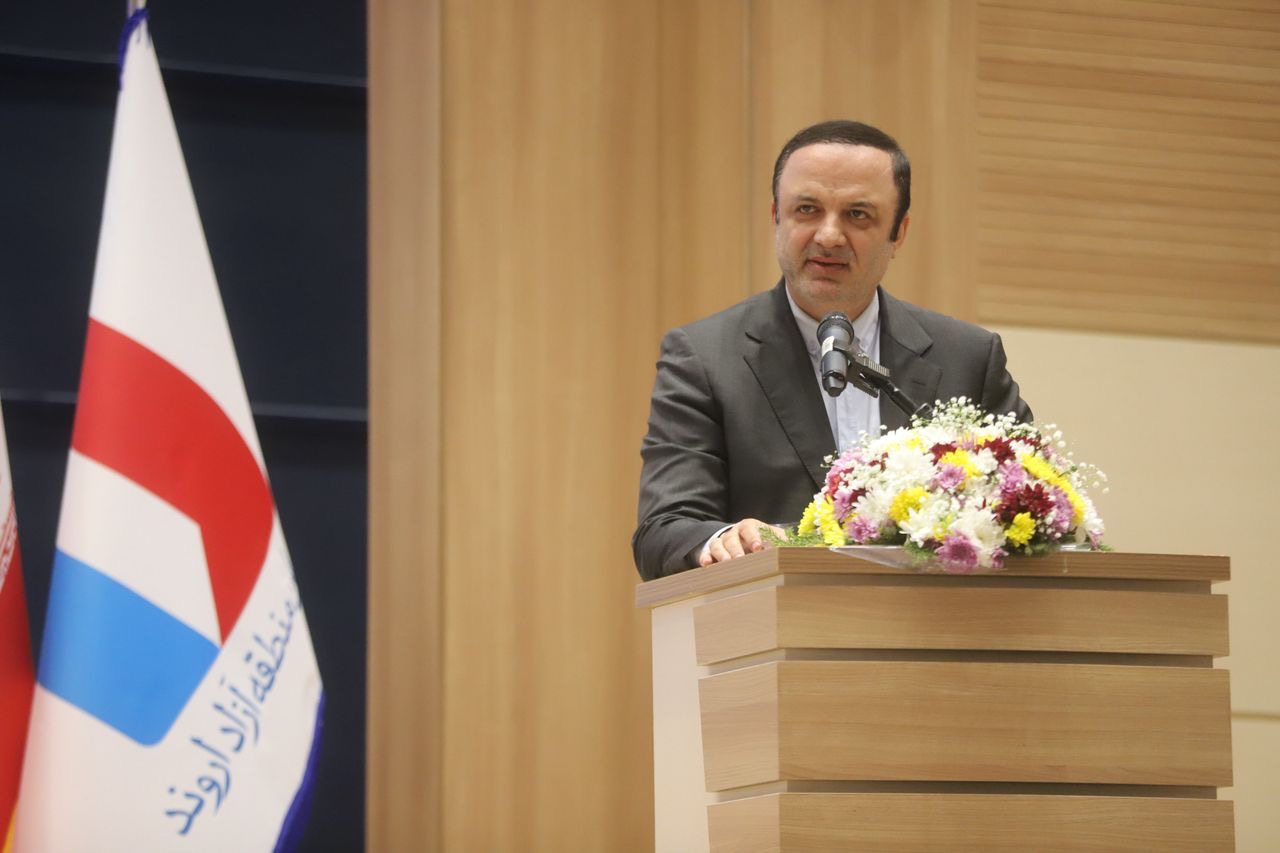 رضا مسرور در آیین تکریم و معارفه مدیر عامل منطقه آزاد اروند