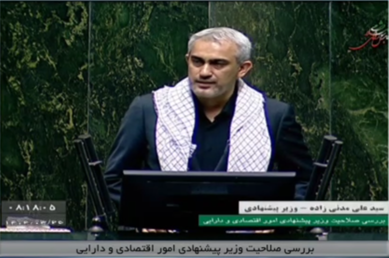 چشم‌انداز روشن رفع محدودیت‌های قانونی مناطق آزاد با همراهی وزیر اقتصاد