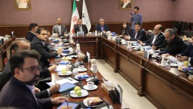 با حضور رضا مسرور؛ نشست هم‌اندیشی بورس بین‌الملل مناطق آزاد با حضور سهامداران داخلی برگزار شد