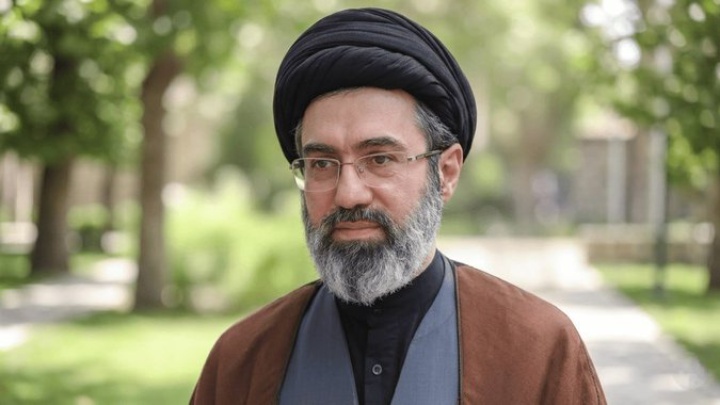عفو رهبر انقلاب به مناسبت عید غدیر، تخفیف مجازات محکومان، عفو دو هزار محکوم، موافقت رهبری با عفو، عید سعید غدیر خم، رئیس قوه قضائیه، عفو غدیری