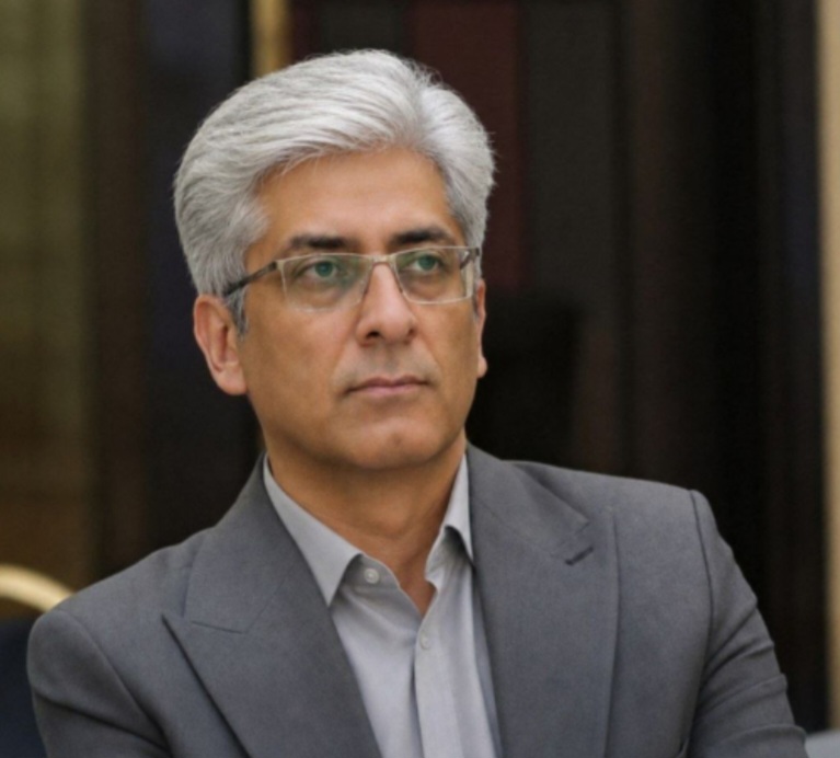 آستان امام خمینی(ره)، دهه اول محرم، پخش زنده عزاداری، هم‌افزایی ملی، روابط عمومی آستان، پایگاه خبری جماران، رسانه‌های برخط، آیین‌های محرم، پوشش رسانه‌ای، حمیدرضا سرمدسعیدی