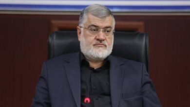 استاندار تهران، معتمدیان، تمهیدات تشییع رهبر شهید، مراسم وداع و تشییع، مصلای تهران، آمادگی امنیتی، مدیریت جمعیت، خدمت‌رسانی به زائران، ساعت ۶ صبح، محمدرضا عارف
