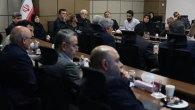عارف: دشمن از توطئه دست برنمی‌دارد